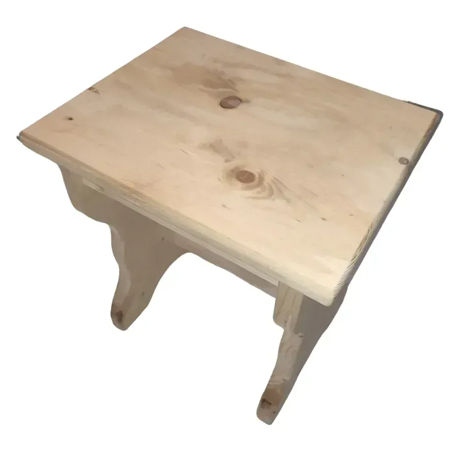 Dřevěná stolička - vysoká